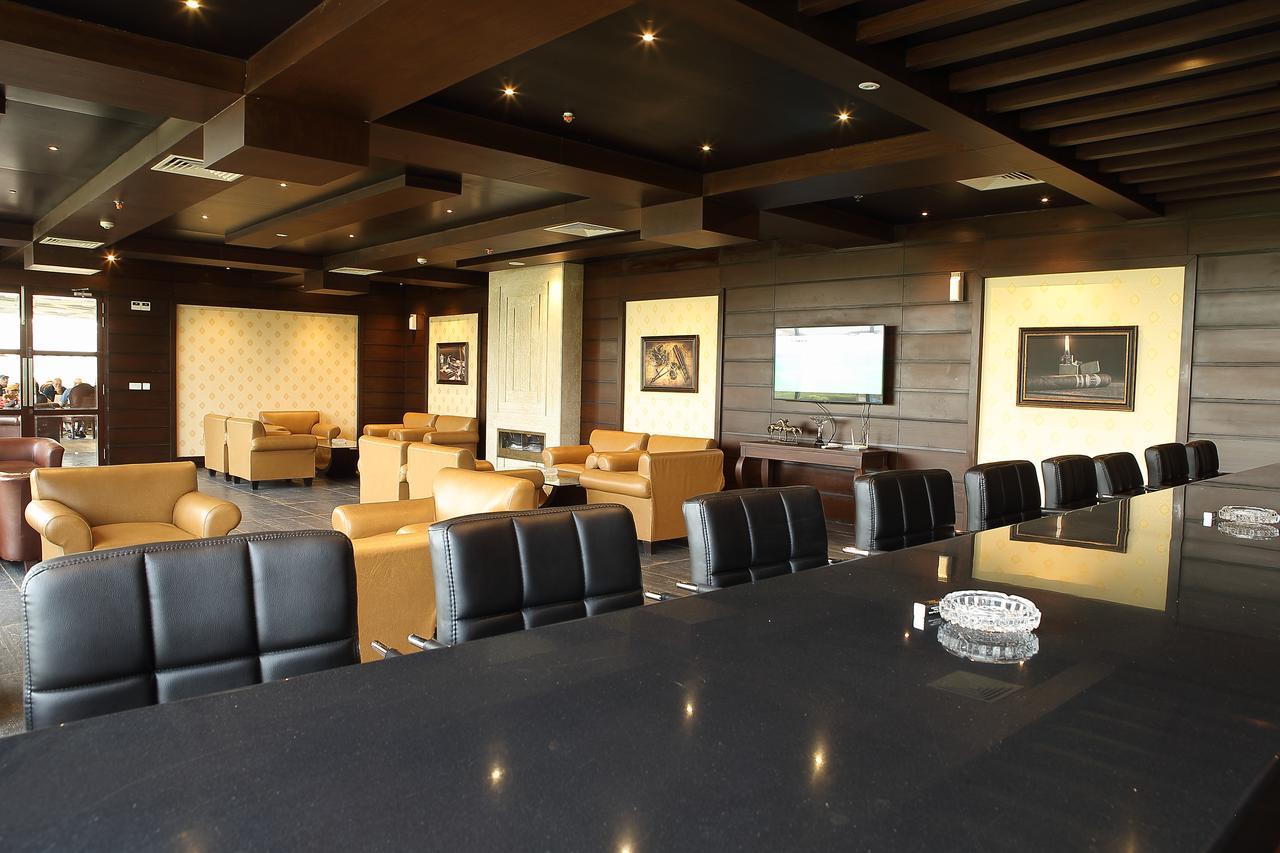 Defence Raya Golf & Country Club Lahore Exterior foto